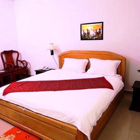 Douangpraseuth Hotel Vientiane Buitenkant foto