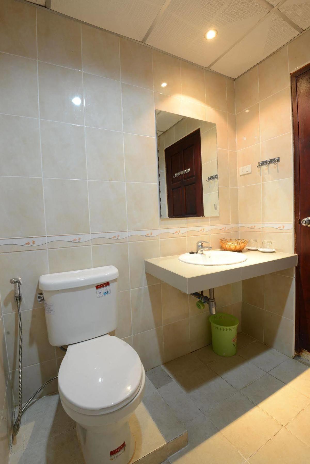 Douangpraseuth Hotel Vientiane Buitenkant foto