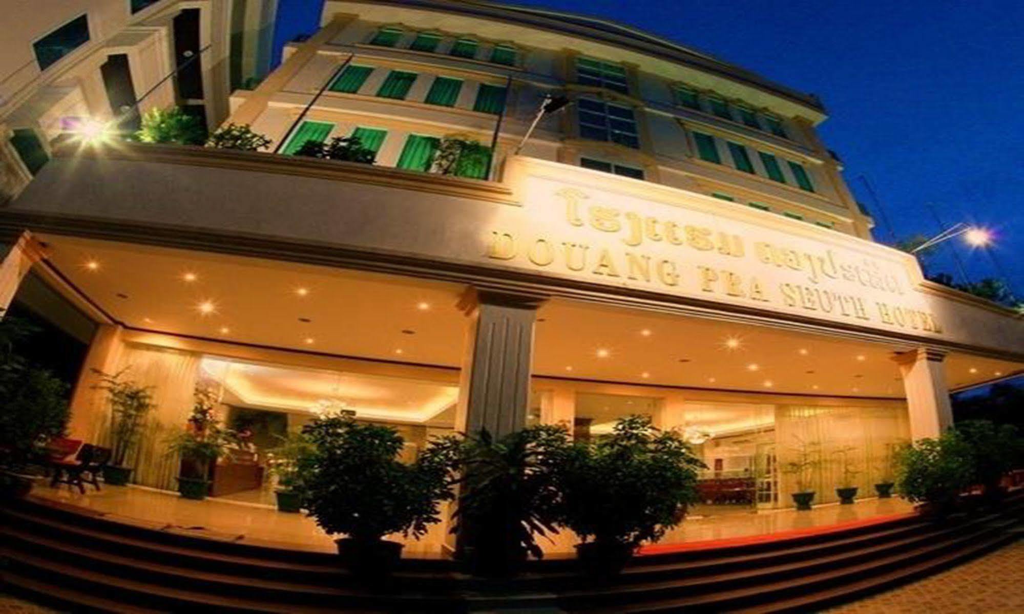 Douangpraseuth Hotel Vientiane Buitenkant foto