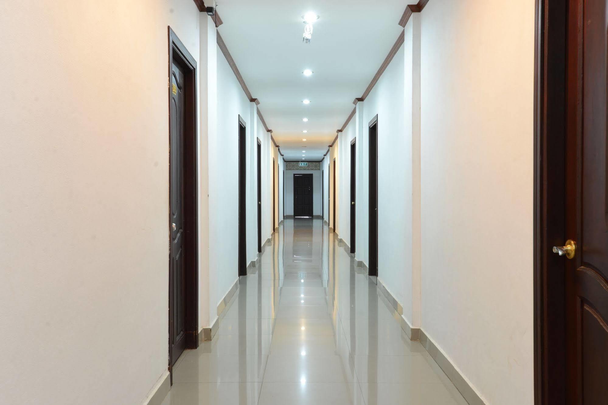 Douangpraseuth Hotel Vientiane Buitenkant foto