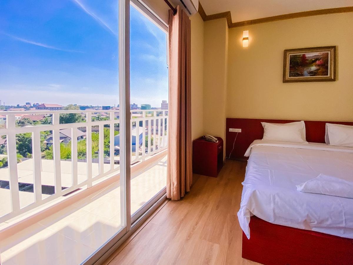 Douangpraseuth Hotel Vientiane Buitenkant foto